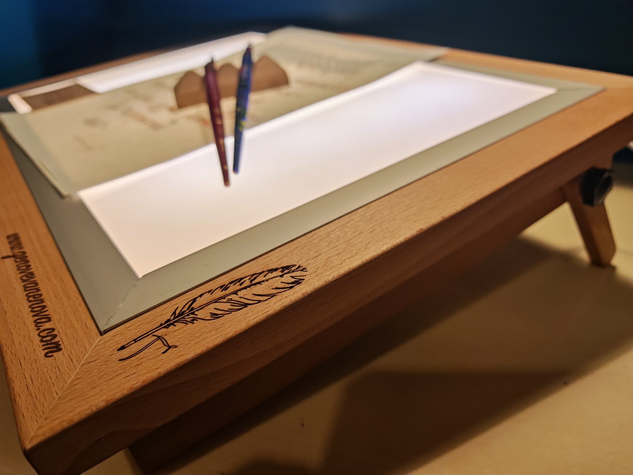 Калиграфска писалищна дъска с осветление | А4 | А3